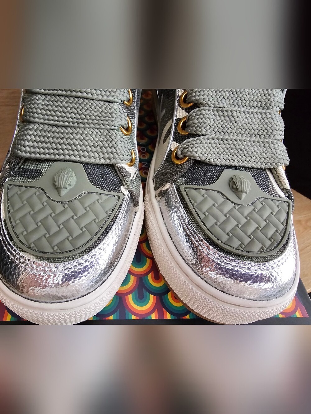Kurt Geiger London SouthBank Tag Sneaker. Size 8.5 - Picture 7 of 13
